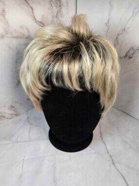 Estetica Designs Classique Collection Synthetic Wig – Color RH26/613RT8